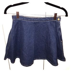 American Apparel denim skirt